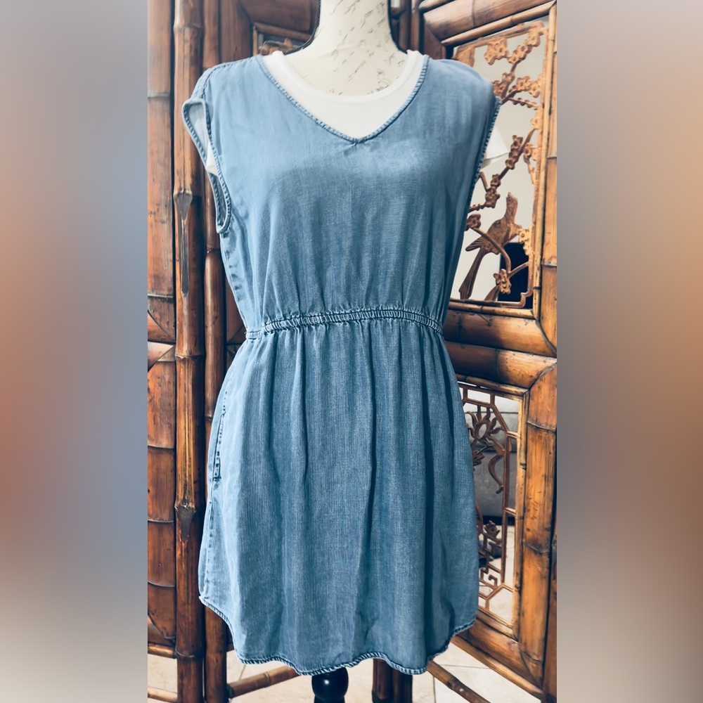 Universal Thread Denim Blue Midi Dress with Pockets/Small
